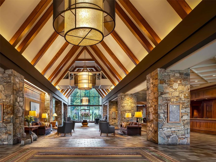 Fairmont Chateau Whistler, photo 3