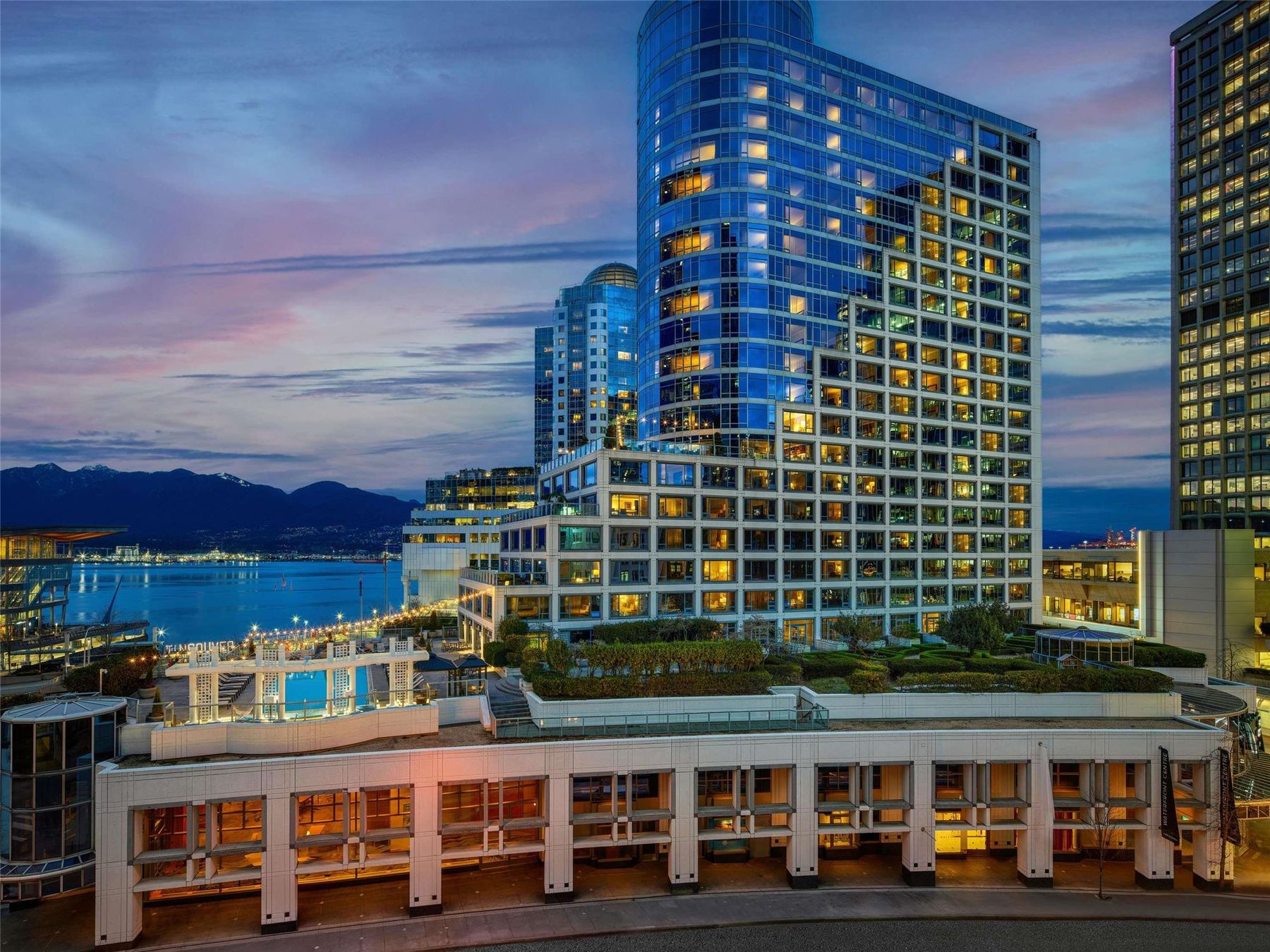 Fairmont Waterfront