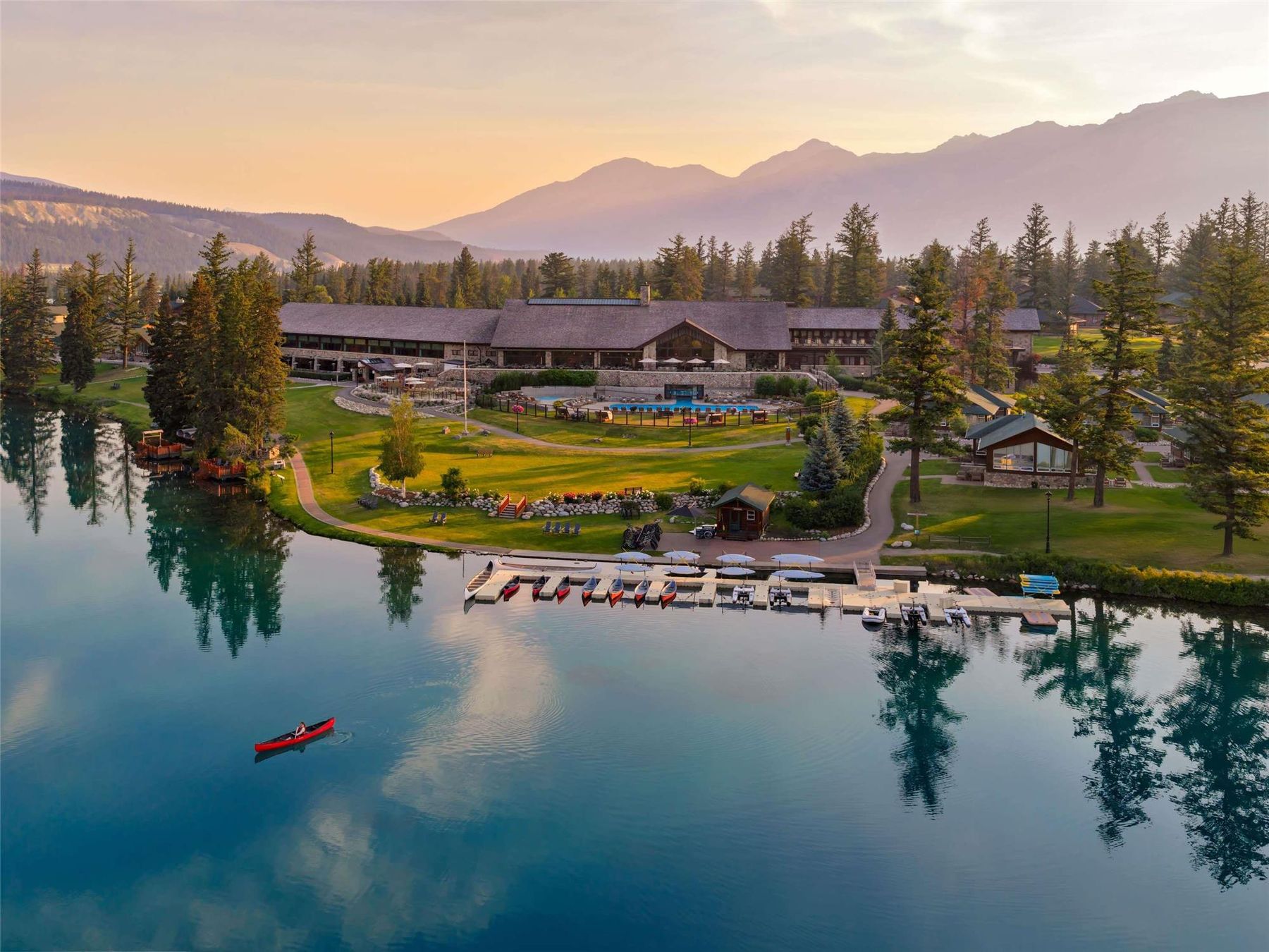Fairmont Jasper Park Lodge