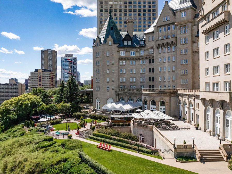 Fairmont Hotel Macdonald, photo 5