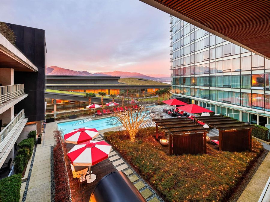 Fairmont Pacific Rim, photo 3