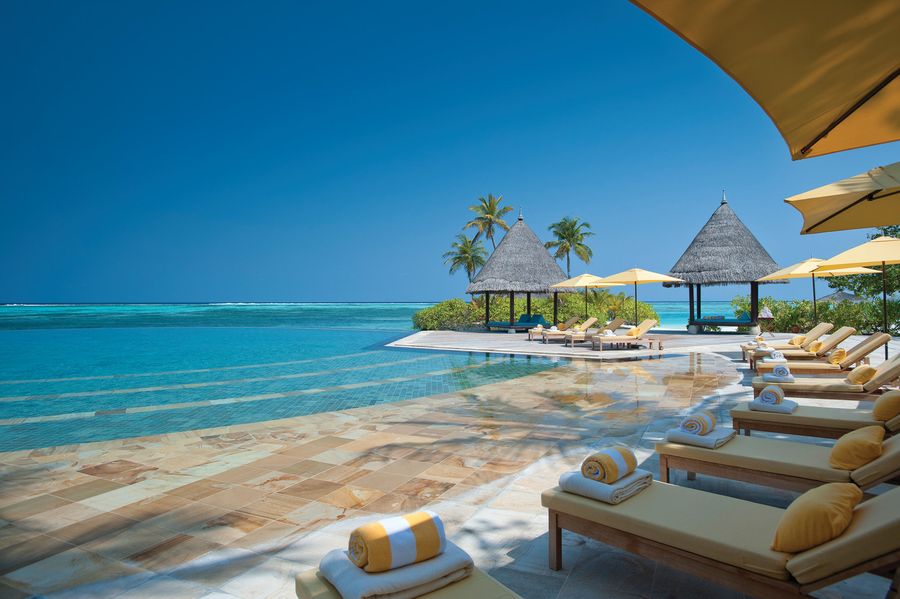 Four Seasons Resort Maldives at Kuda Huraa, photo 2