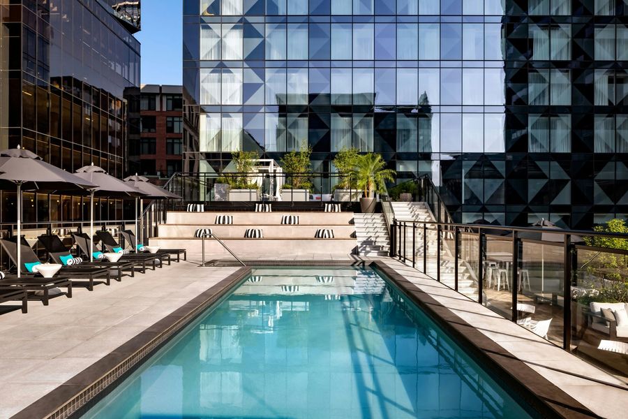 Humaniti Hotel Montreal, Autograph Collection, photo 3