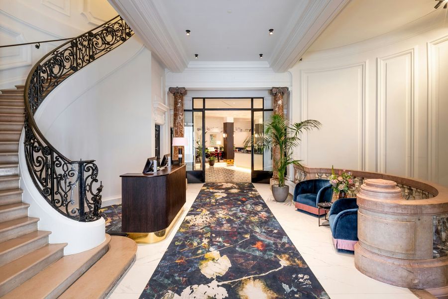 Sapphire House Antwerp, Autograph Collection, photo 2