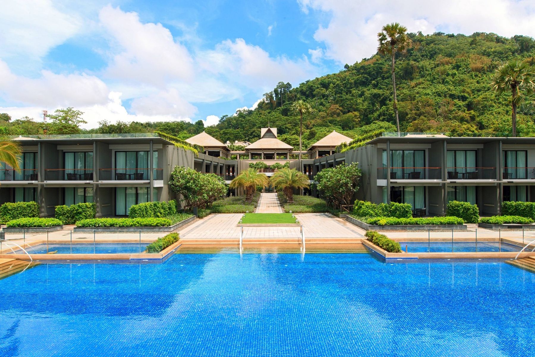 Phuket Marriott Resort and Spa, Nai Yang Beach